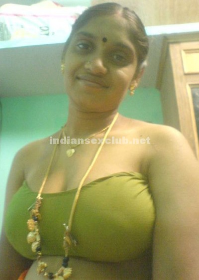 Girl Chuchi Xxx - horny-south-indian-bhabhi-ki-big-chuchi-photo â€“ FuckDesiGirls.com ...